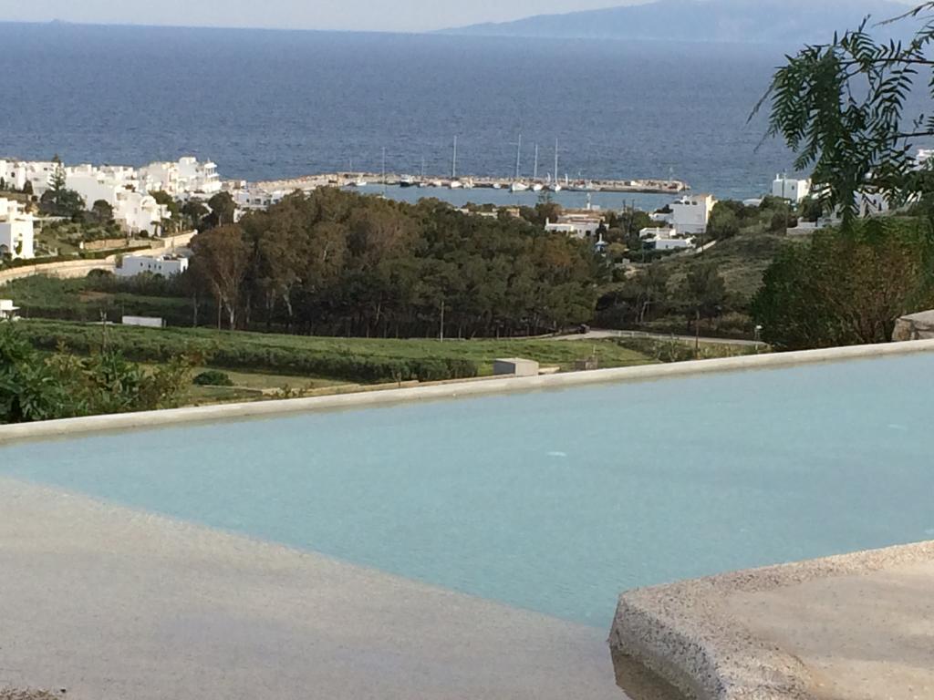 Morfia Villas Piso Livadi Eksteriør billede